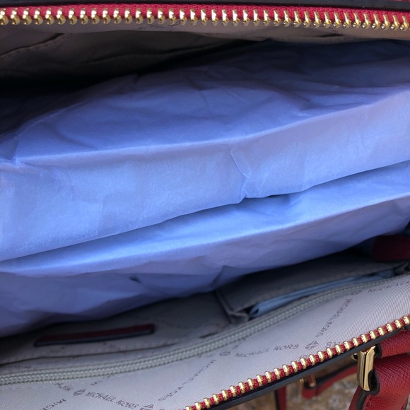 Nwt Michael Kors large Ciara handbag&wallet - Picture 4 of 8